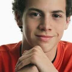 LonniePantilla's profile picture. 