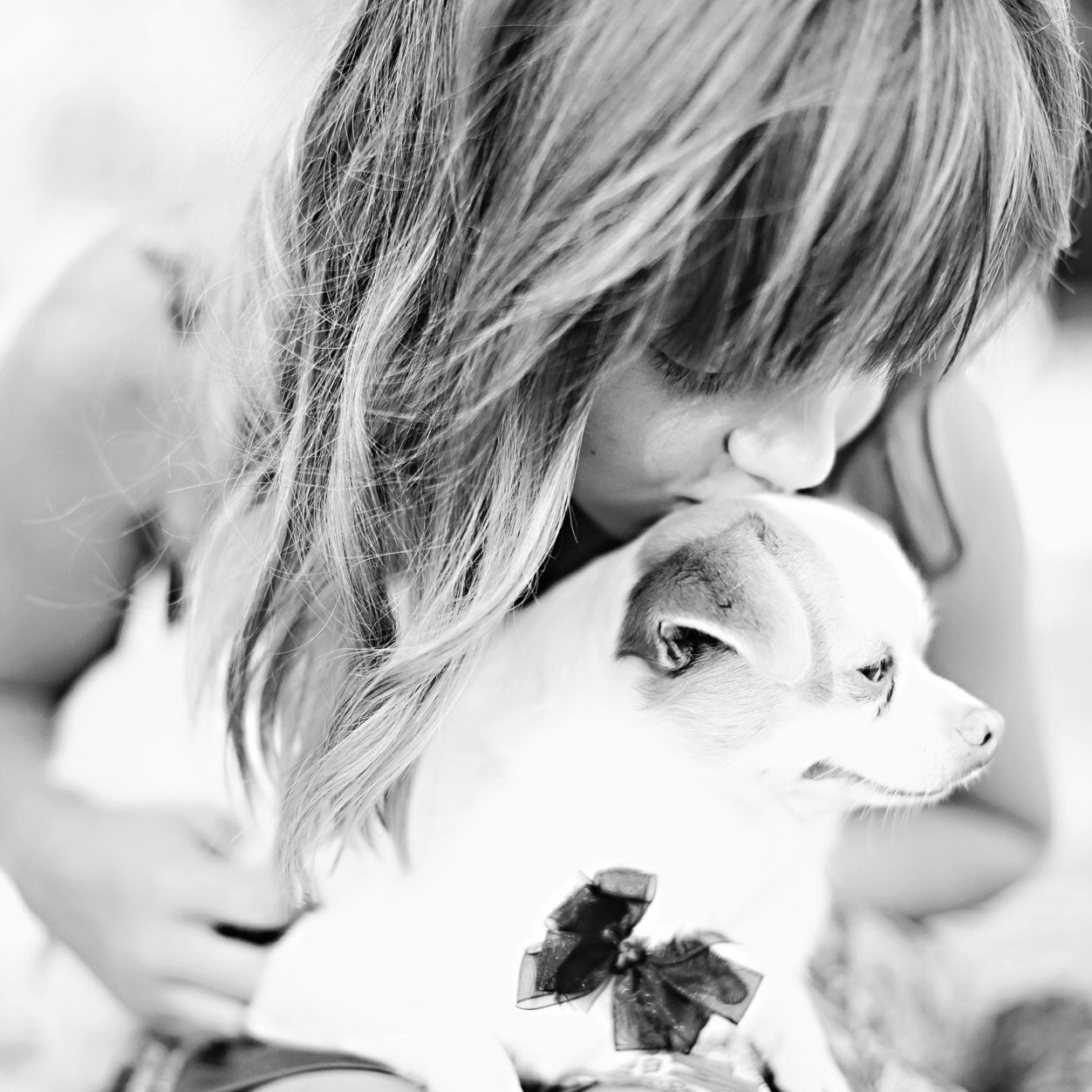 Isabell18485891's profile picture. {You only need the light When its burning Low only Miss The sun when it starts to Snow}