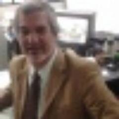 Abogado de trabajadores, docente procesalista y constitucionalista, defensor de derechos fundamentales, revolucionario de pensamiento libertario.