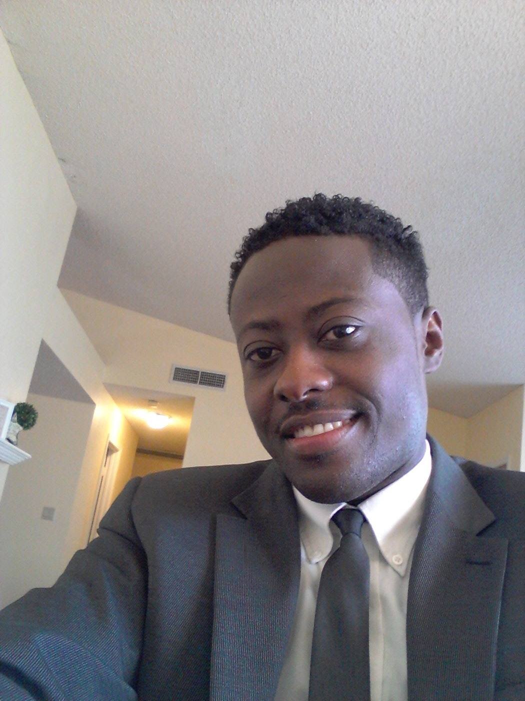 I am a networking administrator. I love languages and sports.