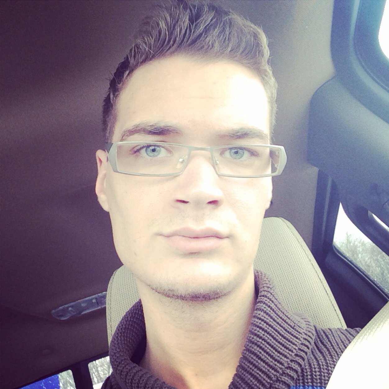 23. Leo. Gay. Loving. One of a kind! IG and Facebook: mkg5100