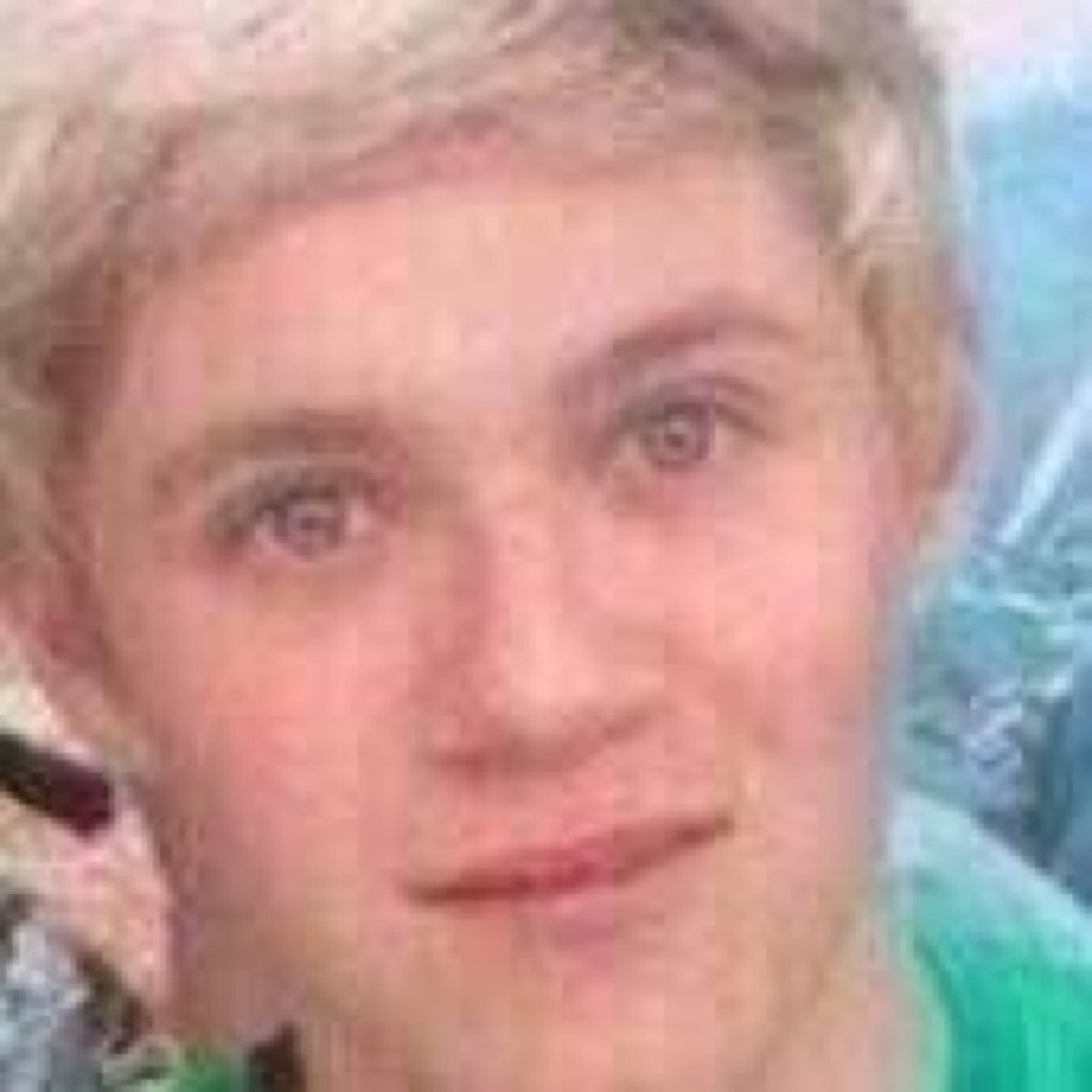 follow @teletubbyniall or get fucked by the hot pocket guy