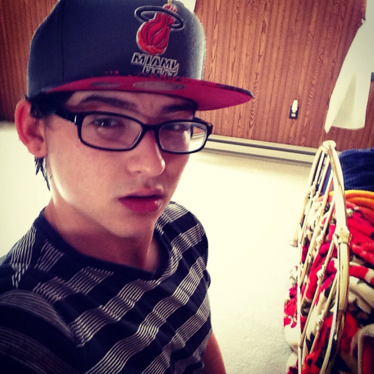 Bitches can't trust these bitches these bitches trippin taken 3/1/14 3 follow me nikka!