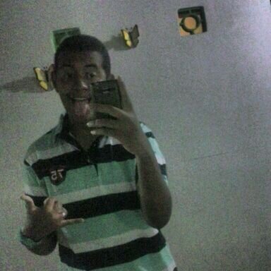 hi , sou Hermes , curto muito PLL (Pretty Little Liars) , sou hetero                   , my whats -   73 -9923-0289