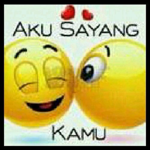 God and family that is my life..^_^ 
gorgeous beyond that relatively but beautiful in it is amazing ..life is beautiful ...~_~