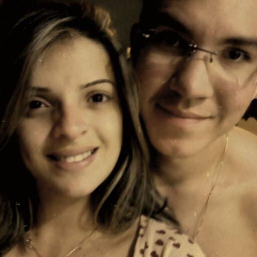 Sou aquilo q  #Deus pensa de mim. Sou estudante e eternamente #Vascaina /+/ ... A pequenα #priincezα cheiiα de amiigoos' e q confia #Nelaa ;)