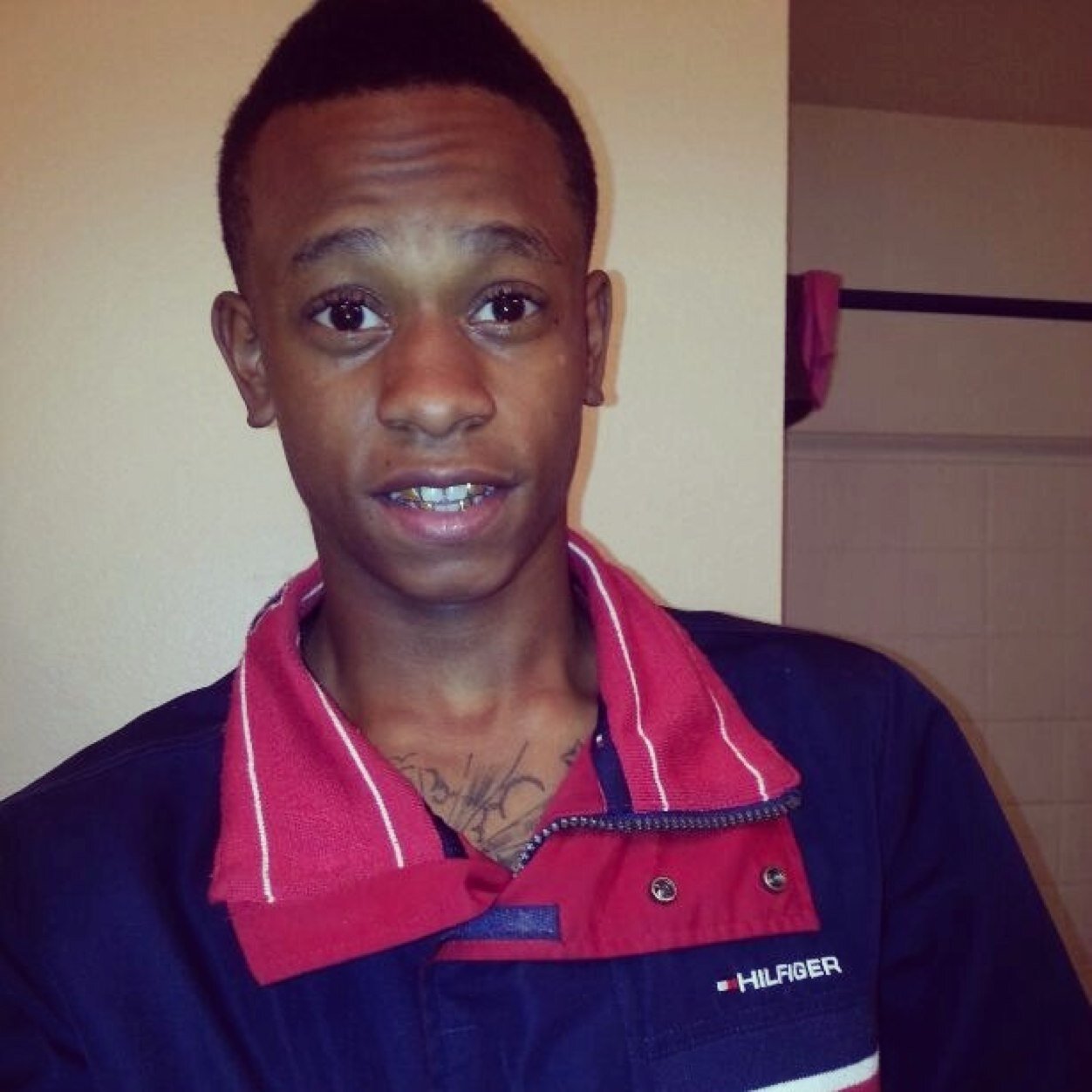 No bio just hit tha follow button ..