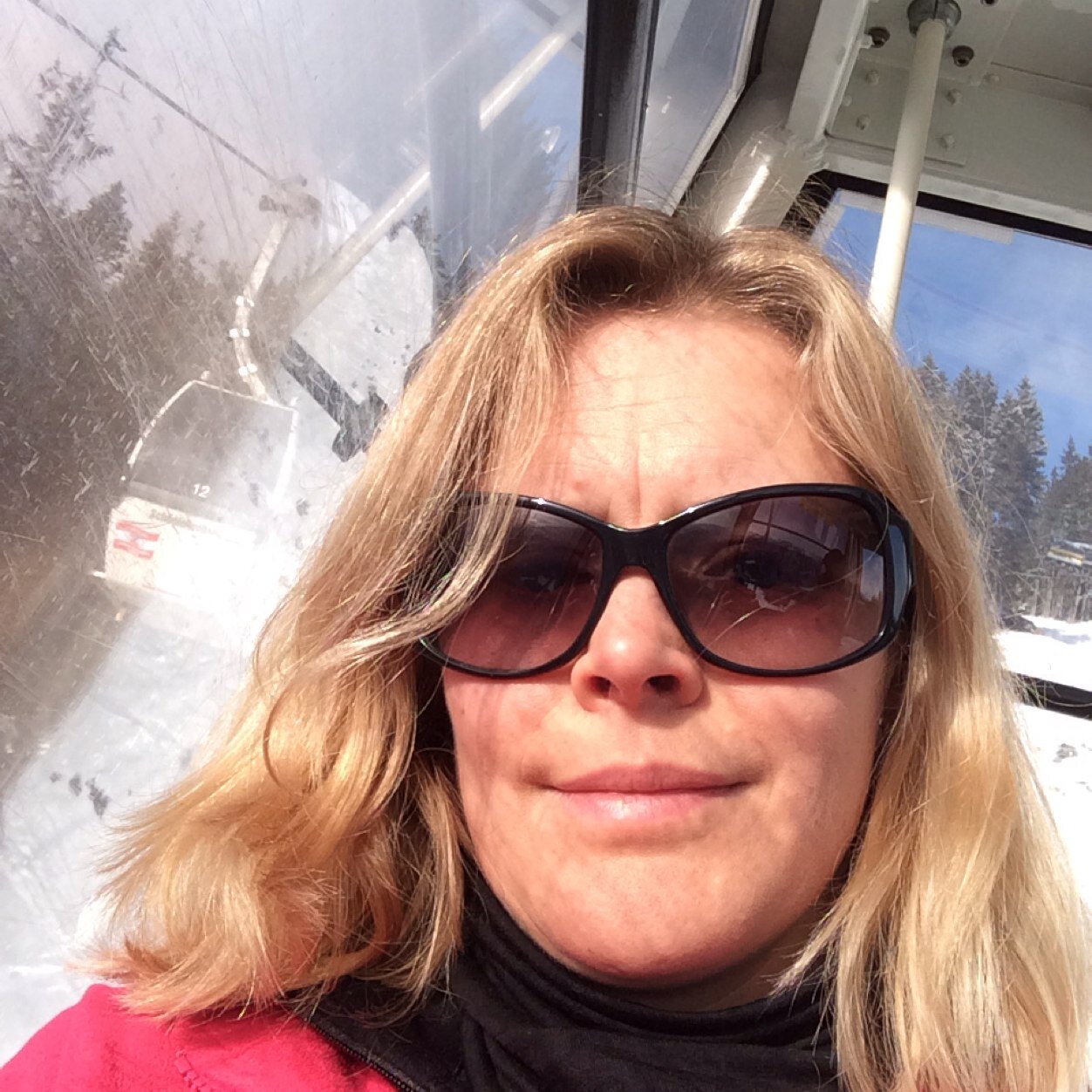 sarahbertolotti's profile picture. 