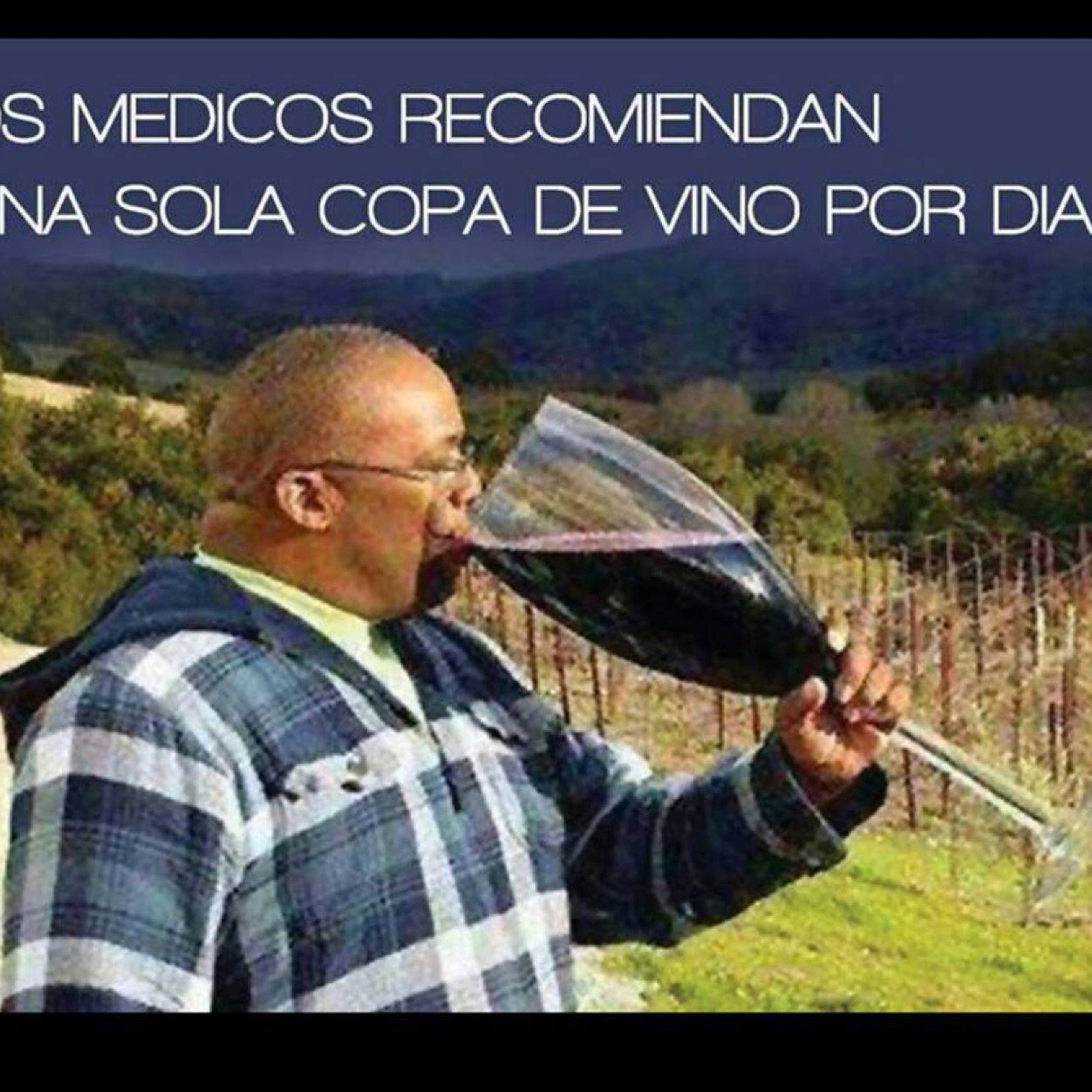 Argentino hasta la muerte. Jefe de familia laburando todos los dias. Creo en una Arg. De primer mundo, pero antes hay q deshacerse de Unos cuantos.