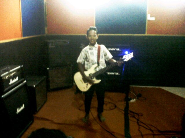 .@putrihaswaa♥({}) love psg:* https://t.co/jAixWNAnlf