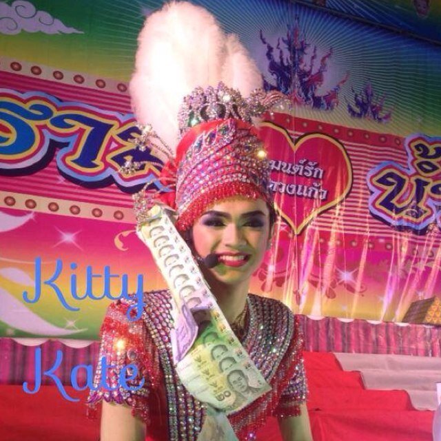 soon_look's profile picture. 