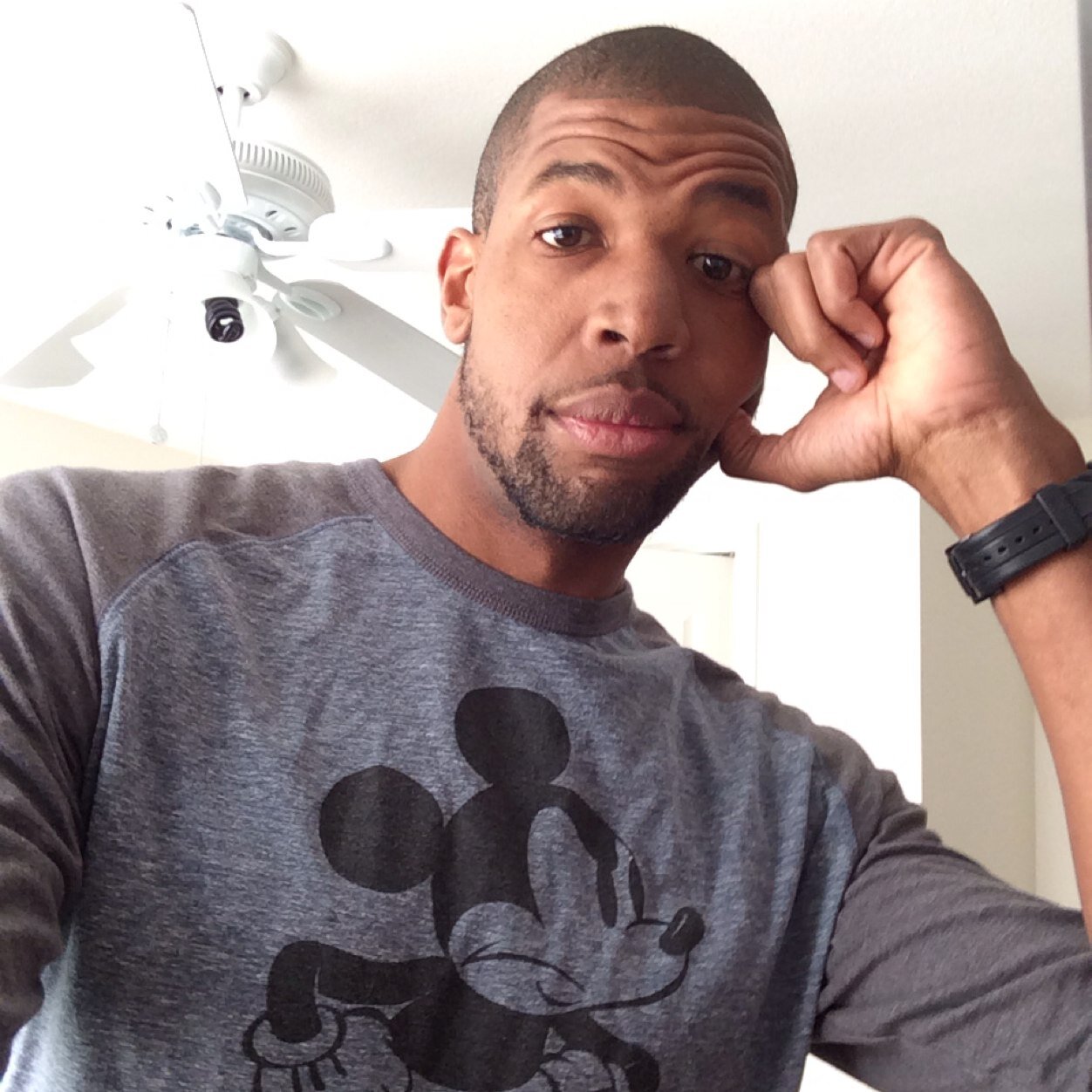 I_WEAR_NIKES's profile picture. Cool Dude and Easy to get along with. Just trying to be Succesfull at the end of the Day.