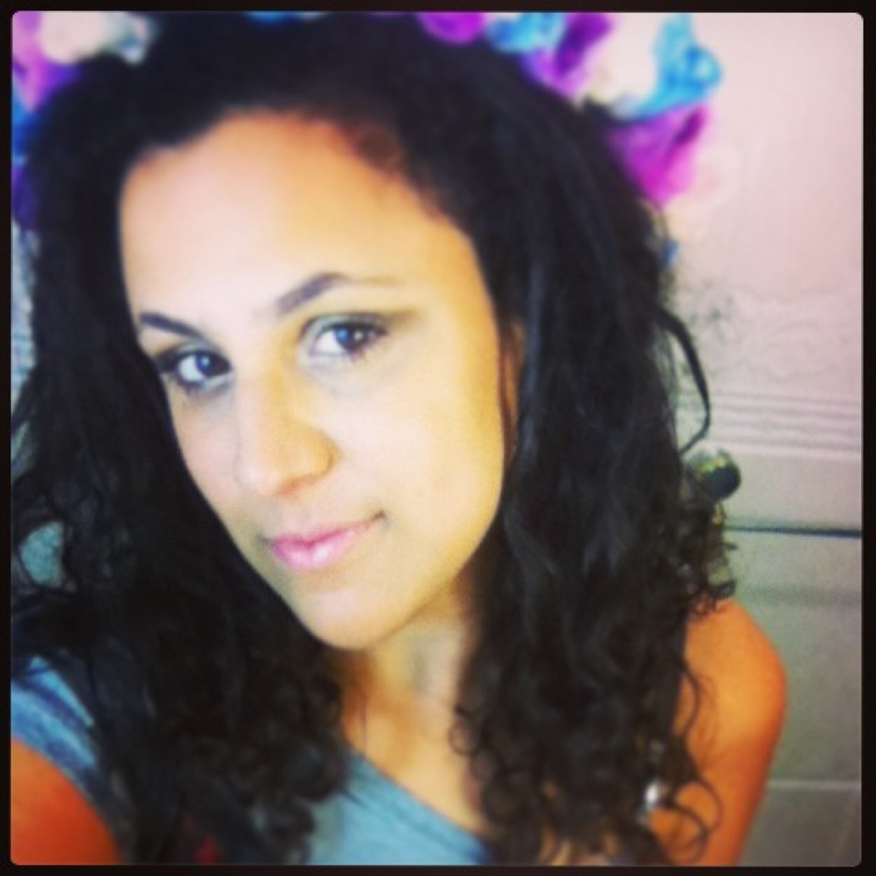 Em construção... (Ler Epitáfio. )
(Bárbara Ferreira, 20 anos, Atriz, Aspirante à Psicóloga. Impulsiva. Simpática. Bipolar  e criativa-tudo quando quero ;] )