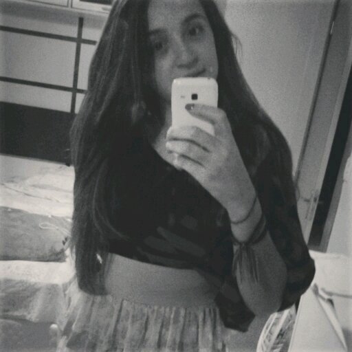 Whatss;_54 92434596
skype:gabriela.vilela11