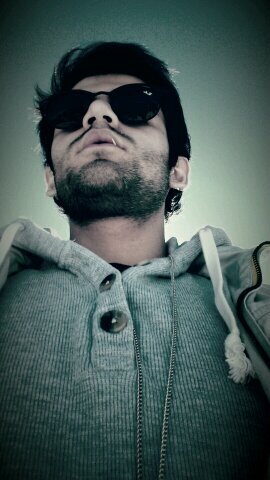 _theGARZ's profile picture. Non omnis moriar. People are what life is all about.