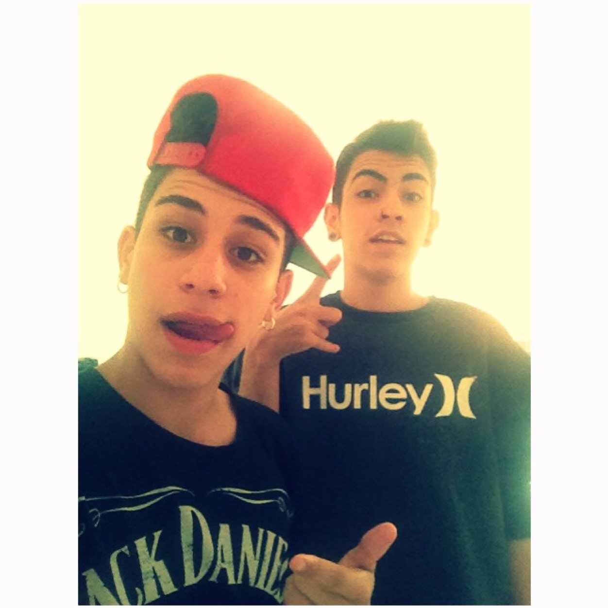 instagram /joao_12 / amateur skater / •stay strong and believe in yourseld⭐️