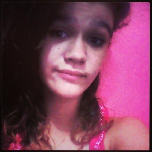 Se eu chorar me anima , mais se eu sorrir é por você. :) ♥♡