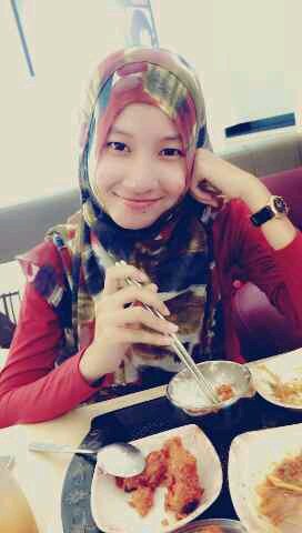 ♥ ALLAH • ♥ My Parents • ♥ people who ♥ me ┃international relations @UNIKOM | Aquarians ~