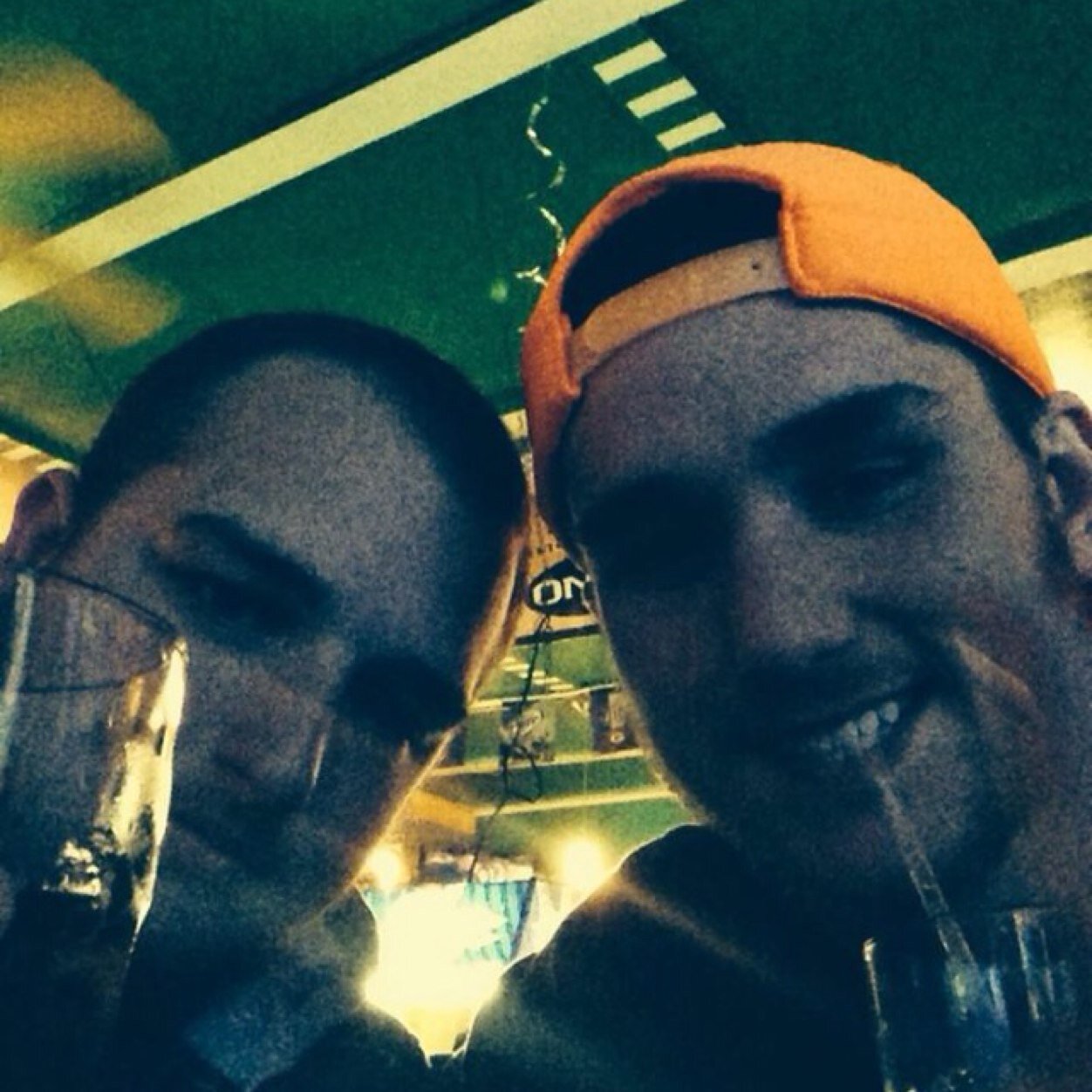 BillyTilot's profile picture. Im too drunk to taste this chicken.