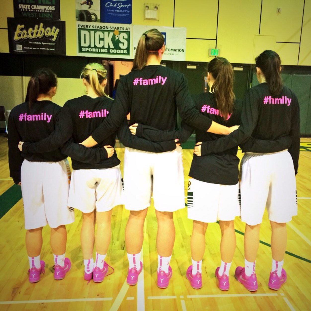 WestLinnHoops's profile picture. -West Linn Girls Basketball Twitter- Follow us on instagram - WestLinnHoops -Like us on facebook! -West Linn Women's Basketball -