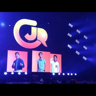 #Officcomate23 support @CjrisCjr and support @bastiansteel http://t.co/htZGHU6CTX