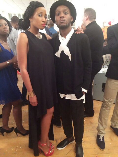 MlleAsh's profile picture. Au commencement etait la parole est la parole etait Dieu...