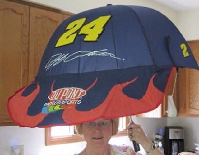 #24EVER! Old School Racing NASCAR fan! MARTIN is the man now #78! Luv'n LoveHammers, P!NK, Cubbies, BlackHawks, Raiders & DaBears😍 🐢TurtlePatrol wanna be!