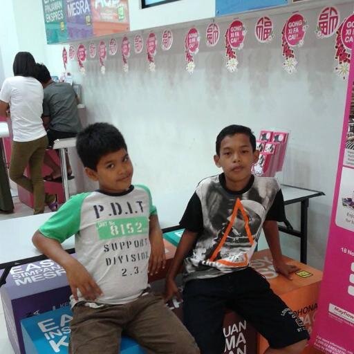 EhhShamel's profile picture. Wechat Id : Mshamel *add me* facebook : muhd shamel iskandar Follow me back