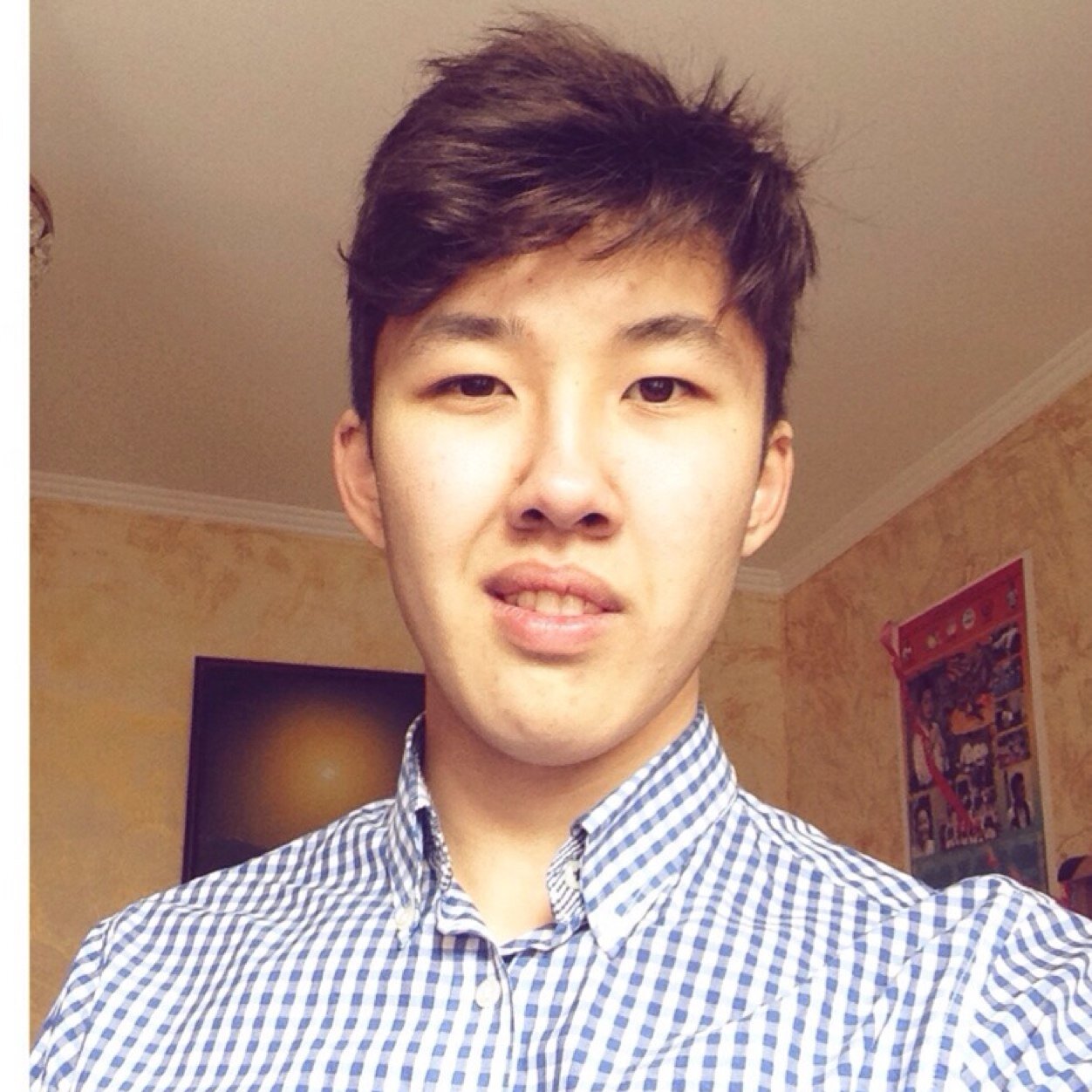 mmMoldi's profile picture. Люблю аниме, играю в большой теннис, знаю 4 языка✌️