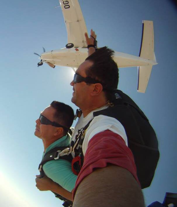 BuenoComercial's profile picture. 