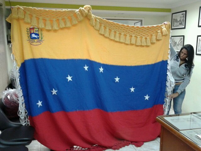 omarjsc0411's profile picture. 