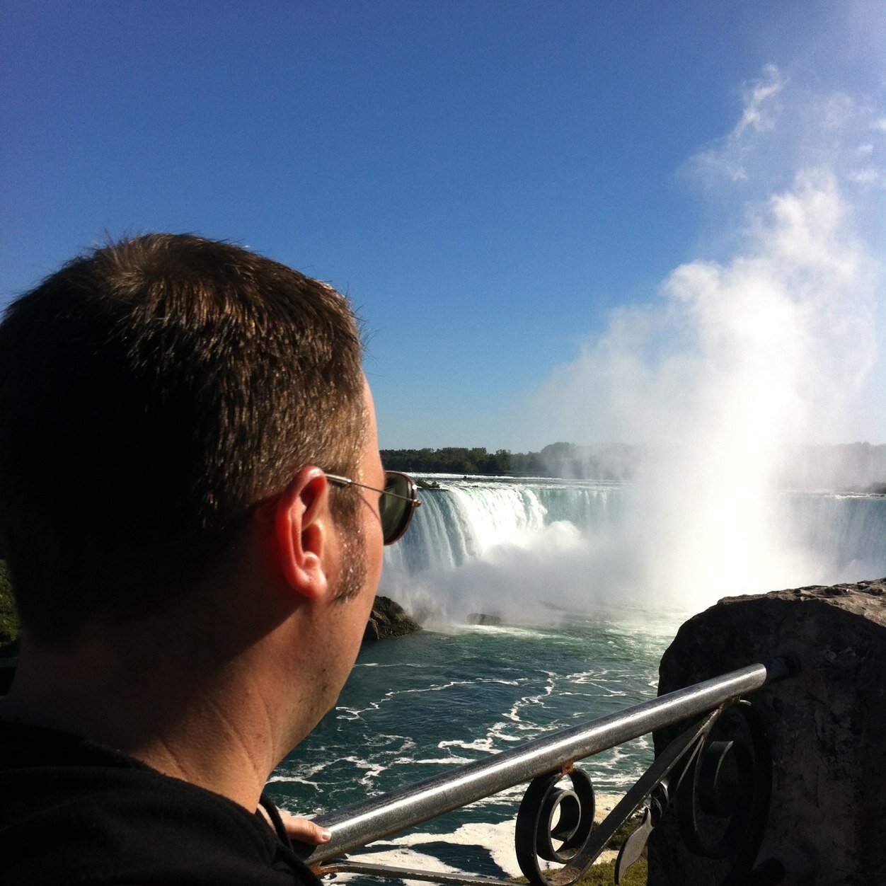 Travel is to be able to experience everyday things for the first time - Bill Bryson