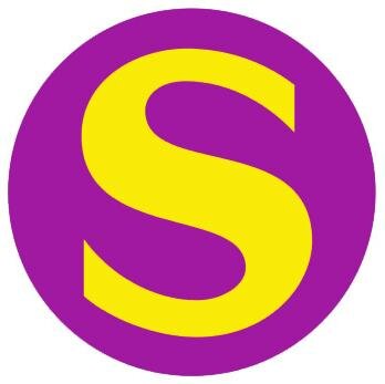 Houdt van schilderen, fotograferen, kunst en filosofie. Schrijft, is jurist. Houdt van een beetje dollen en humor.