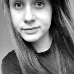 03/25/13 - Justin concert in Poland 3 
Justin Bieber is my idol and I'm not ashamed of it. I love him with all my heart. I love his smile. :* 3