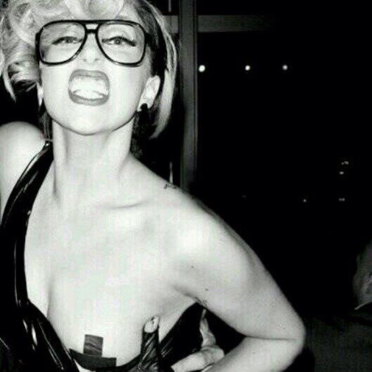 //PAWS UP! Lesbian, Little Monster, CamRen shipper, Rihanna Navy, Lana Del Rey, Marina, Paramore, Demi, Fifth Harmony// Since 16/01/14 - Sigo de volta - 0/9