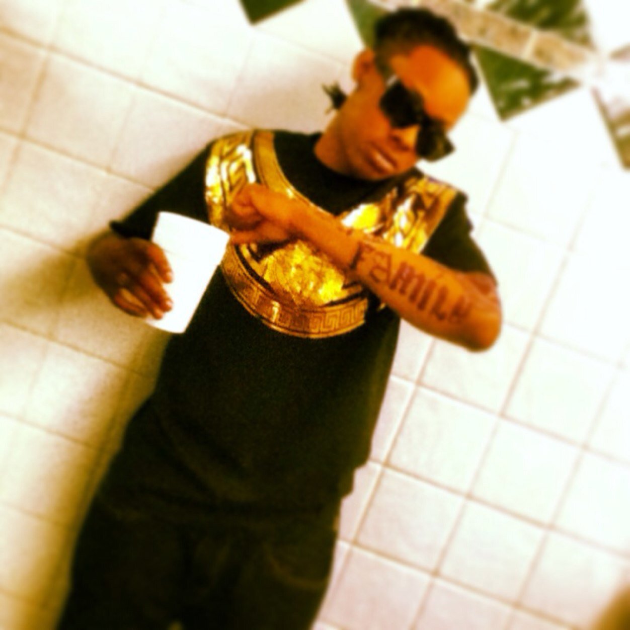 ItszJust_b's profile picture. 