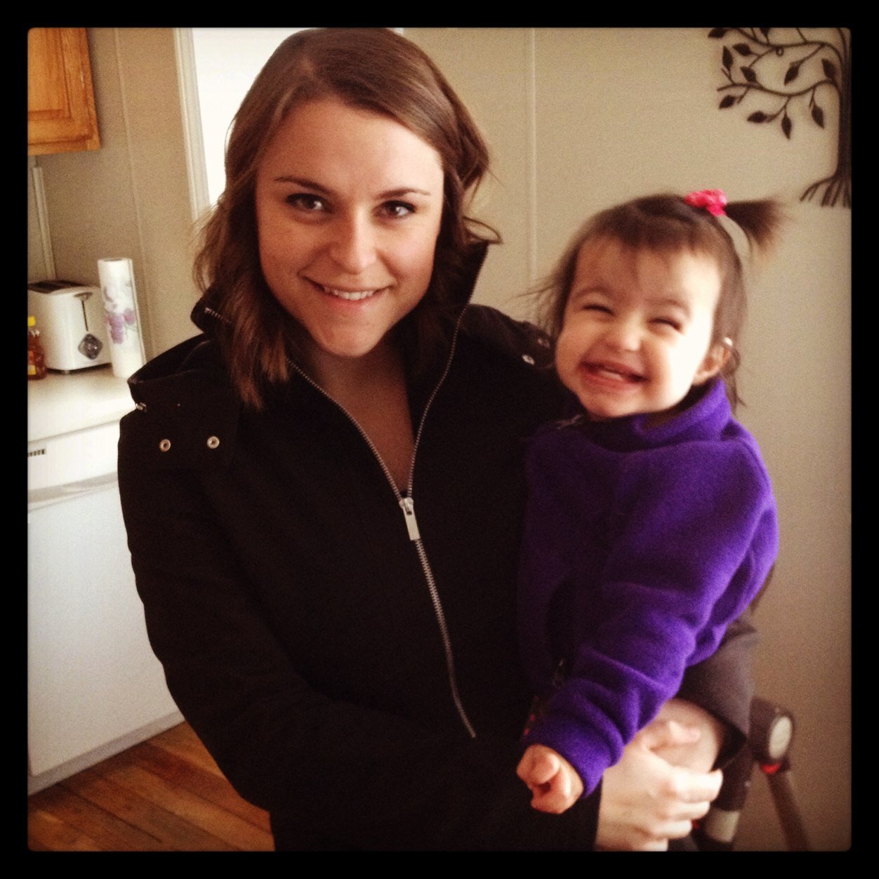 elgriffin's profile picture. Christian wife and mommy. Graphic designer, marketer, blogger. Outdoor enthusiast, violinist, baker.