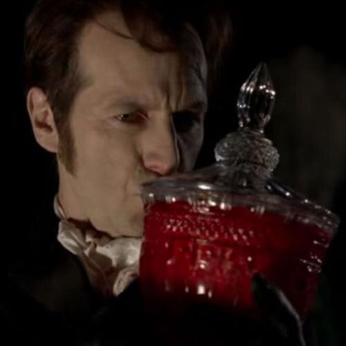 Back from tha concrete an' rabid for revenge. I do enjoy a good human gorge. Fuck tha @VampyrAuthority! || TB RP MC ||