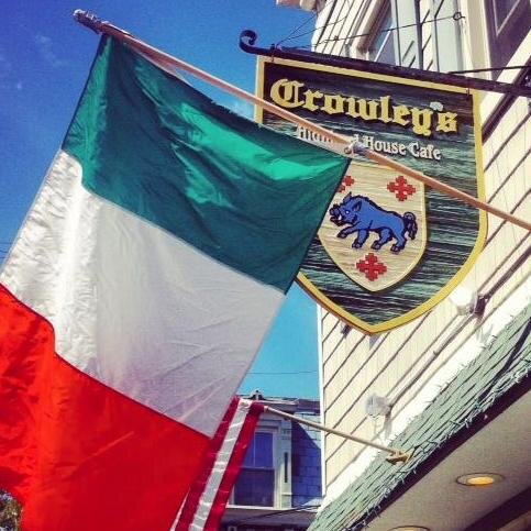 Cincinnati's oldest Irish Pub & your favorite neighborhood bar