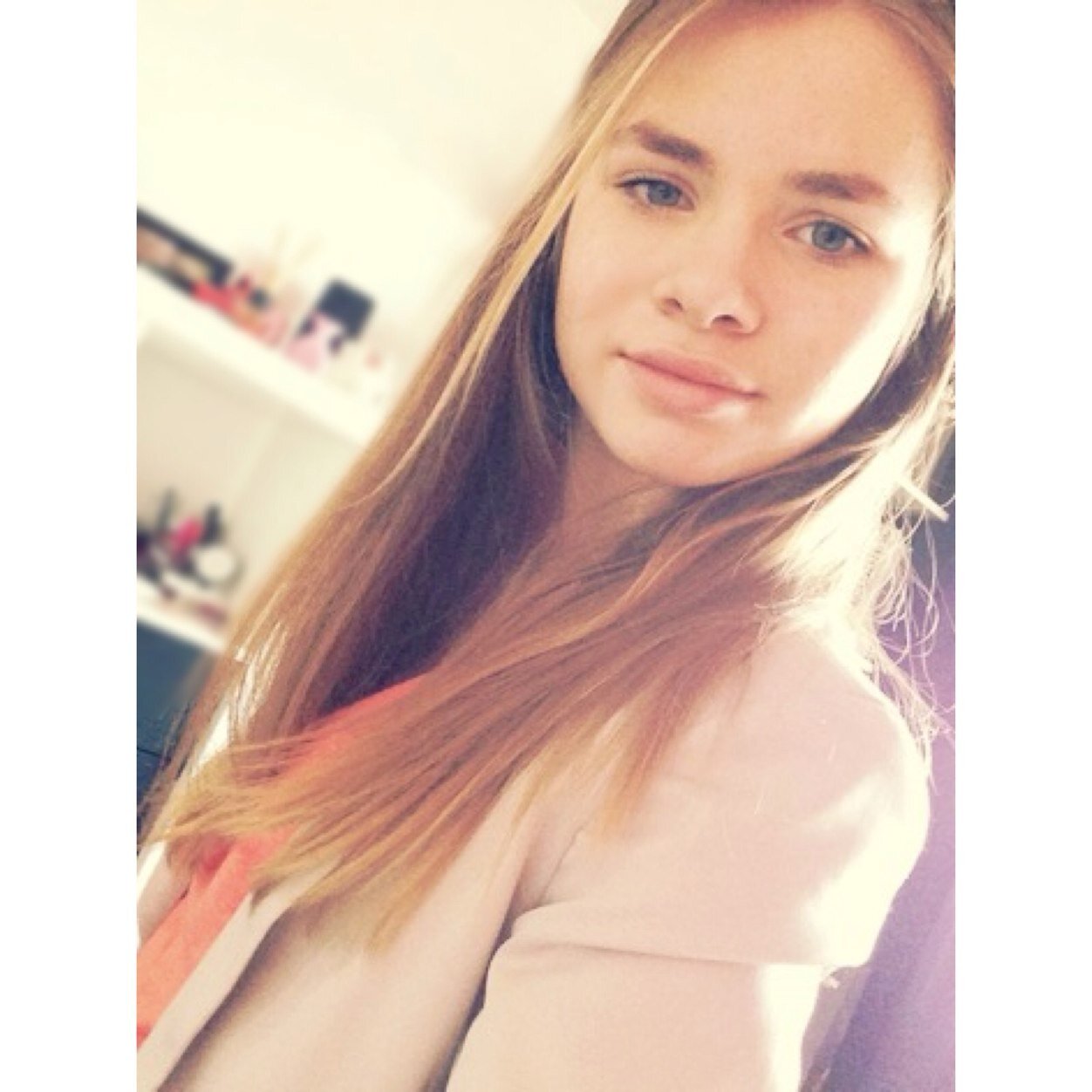 snapchat; elinevdb/ insta: elineeevdb/ je bent een schatjeeexly Hee eline jij bent super speciaal voor mij ik ken je al mn hele levenLYx