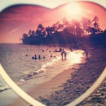 if you read this, please follow @Kirsten217 for me? :)