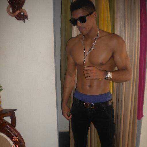 sigueme  Y Te Sigo...soy Jeviii Me Gusta La Chelcha Mis Amores @dianita_fresh y @enanna_swaag  Mi Pin 2844DAB4 Whatsaap 8297250138