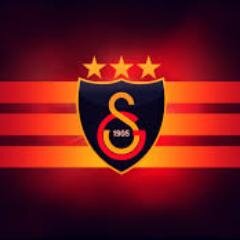 öğrenci kitap kurdu şarkı dinlemeyi sever