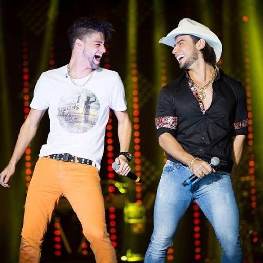 @Munhoz_Mariano seguiu 16/02/13