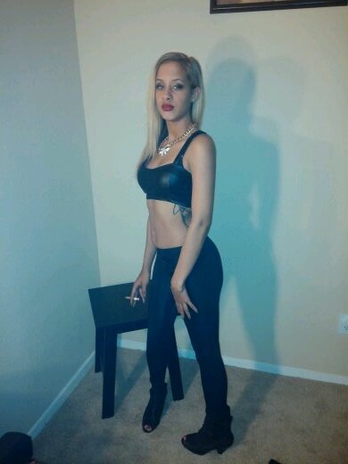 Tha  BOMBshell