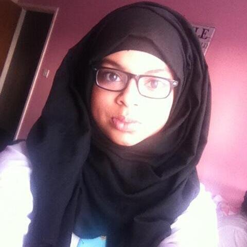 If you follow me i will follow u back trust me all im just asking i 2 follow me have a great day!!! 

XOX