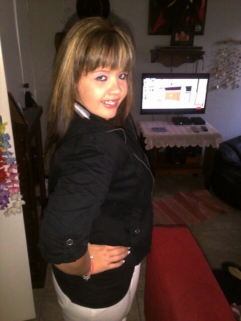 I'm a BIG 1D fan!! :D