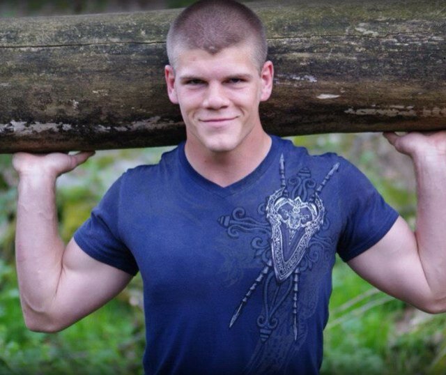 philpot40's profile picture. I live in a small town and i love country music