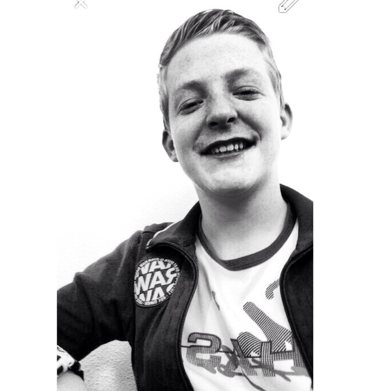 |INSTAGRAM: larsmetselaar AJACIED ⭐⭐⭐

Dirkje ❤️