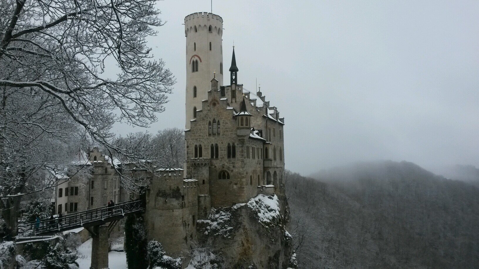 sveniharty's profile picture. 